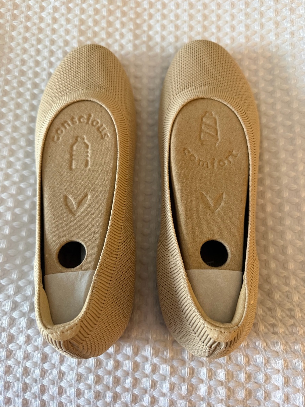 Vivaia  Claire Almond Flats